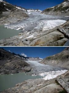 Diese Kombination aus zwei Fotografien, die am 22. August 2022 entstanden sind, zeigt (oben) den Rhonegletscher bei Gletsch, mit einem Teil, der mit Isolierschaum bedeckt ist, um zu verhindern, dass er aufgrund der globalen Erwärmung am 14. Juli 2015 schmilzt, und (unten) denselben Ort am 8. Juli 2022. Schweizer Gletscher haben seit 1931 die Hälfte ihres Volumens verloren, sagten Schweizer Forscher am 22. August 2022 nach der ersten Rekonstruktion des Eisverlusts des Landes im 20. Jahrhundert. Die schnelle Gletscherschmelze in den Alpen und anderswo, die laut Wissenschaftlern durch den Klimawandel verursacht wird, wird seit den frühen 2000er Jahren immer genauer überwacht. (Foto von Fabrice COFFRINI / AFP)