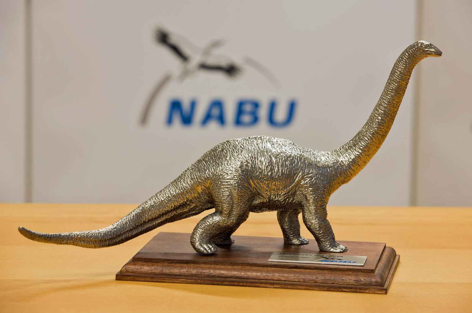 NABU-Negativpreis Dinosaurier des Jahres 2021: Emden ist überall (Foto: NABU)