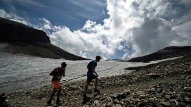 Läufer auf dem Weg zum Tsanfleuron Gletscher in der Schweiz (Foto: Fabrice Coffrini/AFP)