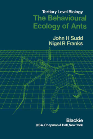 Honighäuschen (Bonn) - This book is concerned with two problems: how eusociality, in which one individual forgoes reproduction to enhance the reproduction of a nestmate, could evolve under natural selection, and why it is found only in some insects-termites, ants and some bees and wasps. Although eusociality is apparently confined to insects, it has evolved a number of times in a single order of insects, the Hymenoptera. W. Hamilton's hypothesis, that the unusual haplodiploid mechanism of sex determination in the Hymenoptera singled this order out, still seems to have great explanatory power in the study of social ants. We believe that the direction, indeed confinement, of social altruism to close kin is the mainspring of social life in an ant colony, and the alternative explanatory schemes of, for example, parental manipu lation, should rightly be seen to operate within a system based on the selective support of kin. To control the flow of resources within their colony all its members resort to manipulations of their nestmates: parental manipulation of offspring is only one facet of a complex web of manipul ation, exploitation and competition for resources within the colony. The political intrigues extend outside the bounds of the colony, to insects and plants which have mutualistic relations with ants. In eusociality some individuals (sterile workers) do not pass their genes to a new generation directly. Instead, they tend the offspring of a close relation (in the simplest case their mother).