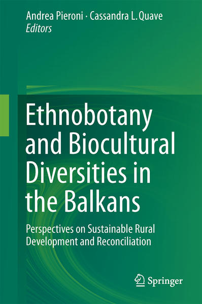 Honighäuschen (Bonn) - This volume addresses recent and ongoing ethnobotanical studies in the Balkans. The book focuses on elaborating the relevance of such studies for future initiatives in this region, both in terms of sustainable and peaceful (trans-regional, trans-cultural) rural development. A multi-disciplinary viewpoint is utilized, with an incorporation of historical, ethnographic, linguistic, biological, nutritional and medical perspectives. The book is also authored by recognized scholars, who in the last decade have extensively researched the Balkan traditional knowledge systems as they pertain to perceptions of the natural world and especially plants. Ethnobotany and Biocultural Diversities in the Balkans is the first ethnobotany book on one of the most biologically and culturally diverse regions of the world and is a valuable resource for both scholars and students interested in the field of ethnobotany.