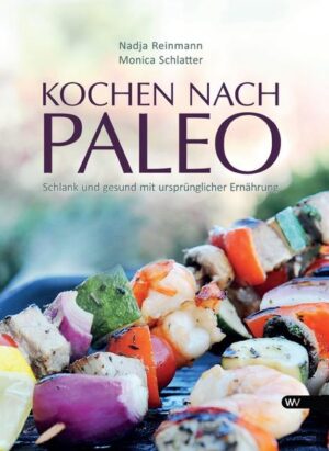 Kochen nach Paelo: gesund abnehmen, dauerhaft schlang und vital bleiben. Viele Menschen träumen davon, auf gesunde Art und Weise schlank zu werden und zu bleiben. Gleichzeitig werden die Vorzüge einer ursprünglichen und von künstlichen Zusätzen befreiten Ernährung immer bekannter und beliebter. Paleo, eine nach neuesten Erkenntnissen entwickelte Ernährungsweise, greift diese Bedürfnisse auf: Ganz nach dem Vorbild unserer Vorfahren aus der Steinzeit verzichtet sie bewusst auf Zucker, „schnelle“ Kohlenhydrate und steigert stattdessen die Aufnahme von natürlichen Lebensmitteln wie Gemüse, Obst, hochwertigen Tierprodukten und Fetten. Die kohlenhydratreduzierte Paleo-Ernährung ist auch für sportlich aktive Menschen eine ausgezeichnete Energiequelle und eignet sich für Personen, die an einer Gluten- und Laktoseunverträglichkeit leiden. Für all jene, die abnehmen, dauerhaft schlank und vital bleiben möchten, ist „Kochen nach Paleo“ eine wahre Fundgrube. Nadja Reinmann und Monica Schlatter präsentieren 160 leckere Paleo-Rezepte und eine leicht verständliche Einleitung zu dieser Ernährungsweise. Ob Suppen, Vorspeisen, Salate, Fleisch-, Fisch- und Meeresfrüchtegerichte, Eierspeisen, Gemüse, Nachspeisen oder Quinoa-Gerichte, alle Rezepte sind einfach zu kochen und beliebig untereinander zu kombinieren. Ergänzt werden die kreativen und schmackhaften Ideen durch allgemeine Tipps zur Ernährung. Wer nicht ganz auf Milchprodukte verzichten mag, findet im Buch zudem Hinweise auf geeignete Produkte, welche hin und wieder integriert werden können. Auch für Neueinsteiger geeignet.