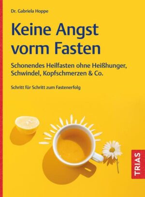 Fasten ohne Krise „Ich und Fasten? Ein paar Tage gar nichts essen? Das könnte ich NIE!“ Kommt dir das bekannt vor? Egal, ob du bereits eine Fastenkrise erlebt, das Heilfasten abgebrochen oder einfach Respekt vor dieser Herausforderung oder Sorge vor zu großem Gewichts- und Muskelverlust hast: hier kommt der ganz andere Ratgeber, mit dem Heilfasten wirklich gelingt. Denn Zweifel hin oder her - wer möchte nicht die sensationellen gesundheitlichen Vorteile des Fastens nutzen? Der besondere Ansatz der erfahrenen Fastenexpertin Dr. Gabriela Hoppe ist der Gamechanger hin zu einem erfüllenden Fastenerlebnis und zu mehr Energie und neuem Schwung. Der Masterplan für schonendes Heilfasten Fastenstoffwechsel verstehen: Fasten ist das steinzeitliche Energiesparprogramm des Körpers, das wir heute noch aktivieren können. Verstehe und erlebe mit, was sich Tag für Tag in deinem Körper tut, wie Autophagie, Selbstreinigung und Ketose in Gang kommen und wie gut sich das anfühlt. Den Körper gut vorbereiten: Vorab ein paar Tage basenreich zu essen, erleichtert das Umschalten in den Fastenmodus enorm und verhindert Beschwerden wie Kopfschmerzen. Hier findest du die passenden Rezepte und viele Tipps für den optimalen Start. Extra-Tipps für Schlanke: so beugst du einem zu großen Gewichtsverlust vor und bleibst bei Kräften. Unterstützung für Körper & Seele: Wähle aus der breiten Palette an begleitenden Therapien, die dir das Fasten leichter machen: Leber- und Ingwerwickel, Bürstenmassagen, Atemübungen und vieles mehr hilft und tut einfach gut.