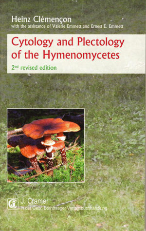 Honighäuschen (Bonn) - The second edition of this text presents the fundamental aspects of the cytology, plectology ("histology") and anatomy of the Hymenomycetes, updated, revised and enlarged by more than 20% over its first edition. Hymenomycetes are an important group of higher fungi including mushrooms, boletes, bracket fungi, club fungi, chanterelles, spine fungi and crust fungi, but excluding the Gasteromycetes and jelly fungi. The text combines the results of two centuries of mycological research, from the late 18th century to spring 2011, and most chapters include historical notes on the topics discussed. Taxonomy, physiology, biochemistry, ecology and genetics are not treated, although a minimum of ecological or physiological information is presented where appropriate. The terminology used often breaks away from traditional and sometimes obsolete concepts, especially in the description of hyphal differentiations, of cystidia and of fruit body development. All accepted concepts and terms are profusely illustrated with numerous examples from a wide array of taxa, often with new and original photographs. The author uses an organized framework for classifying observed morphologies, often including dichotomous keys or comparative charts to illustrate these classifications. The final chapter, Associations of Hymenomycetes with Other Organisms, is deliberately short and concise, except the discussion of the lichenised Basidiomycetes, since most topics discussed there, e.g. the mycorrhizae and the termites, are treated in other specialised books or are still poorly understood. A detailed table of contents, a bibliography, a subject index and a taxonomical index allow easy access to the information and material treated. Audience: Mycologists, students, advanced amateurs and biologists who need morphological information on higher Basidiomycetes on the cytological, mycelial and basidiomal levels, and on specialised structures, such as spores and conidia, cystidia, rhizomorphs, sclerotia, pseudosclerotia and mycorrhizae.