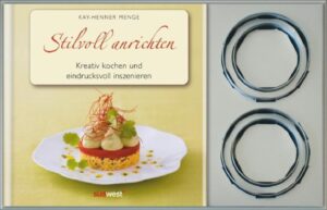 Das perfekte Set für ein perfekt angerichtetes Dinner Ein attraktiv angerichtetes Gericht regt den Appetit an, denn das Auge isst bekanntlich mit. Stilvolle Arrangements lassen sich mit den einfachsten Zutaten zaubern. Bei Sterneköchen hat das eindrucksvolle Anrichten mit Hilfe von Servierringen aus Edelstahl lange Tradition. Aber auch Hobbyköche suchen nach kreativen Ideen, um Speisen elegant darzubieten. Vorspeisen, Hauptgänge und Desserts werden formvollendet auf dem Teller angerichtet und beeindrucken die Gäste. Das einzigartige Set enthält ein aufwendig gestaltetes Kochbuch mit zahlreichen Farbfotos sowie vier hochwertige Edelstahlringe - damit alle Gerichte perfekt inszeniert werden können! Lassen Sie sich von den Profis inspirieren und lernen Sie Schritt für Schritt, Speisen stilvoll anzurichten!