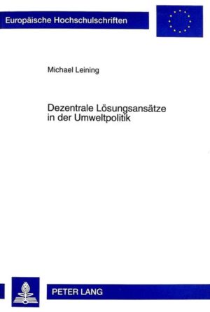 Honighäuschen (Bonn) - Der Schwerpunkt der Umweltpolitik liegt derzeit auf regulierenden Maßnahmen. Es wird daher die Frage gestellt, ob liberale umweltpolitische Instrumente eine sinnvolle Ergänzung zu einem tendenziell regulierenden Instrumentenmix darstellen. Diese Frage wird auf der Grundlage wirtschaftstheoretischer Kriterien bzw. Problemstellungen erörtert, welche sich vor allem im Zusammenhang mit Coase-Lösungen ergeben. Dabei werden Probleme aufgezeigt, die auch bei einer symmetrischen Informationsverteilung zwischen den Verhandlungsparteien auftreten. Untersuchungsgegenstand auf umweltpolitischer Ebene sind die Instrumente des Self-Policing und der Mediation, welche vorwiegend in den USA und Kanada angewendet werden. Des weiteren werden freiwillige Selbstverpflichtungserklärungen untersucht, die primär in Deutschland und bei internationalen Problemstellungen Anwendung finden.