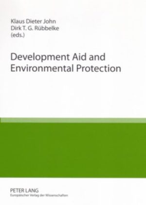 Honighäuschen (Bonn) - Poverty reduction and climate change mitigation are among the most prominent global challenges. These challenges are addressed by means of the Millenium Development Goals and the implementation of new international organisations. The book illustrates the complexity of poverty eradication and its interdependence with environmental protection strategies. The individual contributions highlight different aspects of European development aid and global environmental protection. Various crucial points like good governance, international trade and development aid are also discussed by the authors from Uganda, Cuba, India, Great Britain and Germany. European development policy and environmental protection are not two isolated policy issues. Efficient results rather need a comprehensive approach.