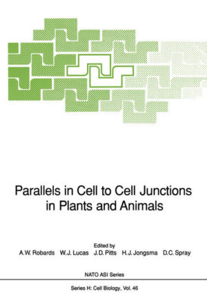 Honighäuschen (Bonn) - Intracellular junctions provide routes for direct cell-to-cell signalling in both plants and animals. The present volume treats the parallels and differences between such junctions in animals and plants and discusses the most recent methods of examining the physiological functions and regulation of intracellular communication. Strong evidence of both molecular as well as functional simi§ larities between plasmodesmata and gap junctions is increasing. Even more interesting is the discovery that animal gap junction proteins cross-react immunologically with some proteins in plant cells. Thus the molecular construction and function of these crucially important ultrastructural cell components is now open to a concerted research effort to understand how cells, both plant and animal, facilitate and regulate intercellular transport.