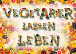 Das ideale Geschenk (nicht nur) für Menschen, die dem Fleischkonsum entsagt haben oder mit dem Gedanken spielen, es zu tun. Vegetarisch oder Vegan, das ist keine Modeerscheinung sondern eine Lebenseinstellung. Dieses Posterbuch wirft keine moralischen Fragen auf, es zeigt aber, dass es genügend Möglichkeiten gibt um sich gesund zu ernähren. Auf witzige Art, werden Tiere in Kollagen durch alternative Lebensmittel dargestellt. Zahlreiche farbenfrohe Motive, an denen sich Groß und Klein erfreuen werden, warten darauf den Betrachter zu überraschen. Ein Flipart vom Calvendo Verlag. Fliparts, das sind Posterbücher, also „Bücher zum Aufhängen“: auf mindestens 14 Einzelblätter gedruckte Bilder und Texte, die wie Wandkalender mit einer Spirale gebunden sind. Sie sind unkomplizierter als Poster, weil sie nicht gerahmt werden müssen, und sie sind abwechslungsreicher, weil sie durch einfaches Umblättern immer wieder ein anderes Motiv bieten. Flipart eben!