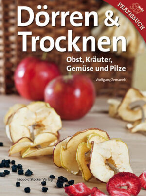 Durch Dörren und Trocknen macht man Obst, Gemüse, Kräuter und Pilze nicht nur haltbar, sondern veredelt sie auch im Geschmack. Dörren und Trocknen von Obst und Gemüse erleben eine Renaissance. Der Grund: Die Früchte bieten nach der traditionellen Art des Haltbarmachens ein völlig neues Geschmackserlebnis, werden vom einfachen Obst und Gemüse zur Spezialität. So gelten Dörräpfel mit Zimt und Zucker oder Apfelschalentee als Gaumenkitzel, während ein Apfel eben „nur“ ein Apfel ist. Die Veredelung mittels Dörren und Trocknen wird in diesem Buch von Grund auf vorgestellt. Neben dem theoretischen Hintergrund, was beim Dörren und Trocknen geschieht, und den verschiedenen Arten des Dörrens und Trocknens findet man auch Anleitungen zum Selbstbau von Trocken- und Dörrgeräten. Ein Aufwand, der sich lohnt! Denn es gibt praktisch keine Frucht aus Feld und Flur, die man nicht im heimischen Dörrapparat veredeln kann. Der umfangreiche Rezeptteil des Buches erklärt, wie man Arzneipflanzen, Wurzeln und Gewürzkräuter richtig trocknet, er verrät, wie man köstlichen Lavendel-Blütenzucker erzeugt und wie sich auch im Winter aus Tomatenpulver eine köstliche Suppe kochen lässt. Getrocknete Pilze versprechen intensiveren Geschmack als im frischen Zustand, und aus getrocknetem Suppengrün entstehen wunderbar kräftige Brühen. Naschkatzen freuen sich wiederum auf süße Fruchtkugeln und andere gesunde Leckereien aus dem eigenen Ofen …