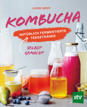 Fermentierte Getränke -Reich an Antioxidantien, Probiotika & Enzymen -Stärkt das Immunsystem und die Darmgesundheit -30 Geschmacksvarianten, wie sie im Handel nicht erhältlich sind Das Trendgetränk aus fermentiertem Tee mit natürlichem Kohlensäuregehalt stärkt das Immunsystem und fördert die Darmgesundheit. Kombucha ist ganz einfach herzustellen: Tee aufbrühen, abkühlen, Kombuchapilz (eine symbiotische Bakterien- und Hefekultur) hinzufügen und fermentieren lassen. Das nötige Grundlagenwissen zur Erstfermentation (z. B. geeignete Teesorten, Grundausstattung, Herstellung des eigenen Kombuchapilzes, Grundrezept usw.) bietet die informative Einleitung. In seiner Rohform weist Kombucha eine herb-prickelnde Note auf. In einem zweiten Fermentationsdurchgang aromatisiert die erfolgreiche Kombucha-Brauerin Louise Avery „Roh-Kombucha“ mit diversen weiteren Zutaten und beweist, wie vielseitig dieses Getränk abgewandelt und verfeinert werden kann. Ihre Kombucha-Spezialitäten gibt es als fruchtige Kreationen (wie klassischer Himbeertee, Granatapfel-Limetten-Fizz oder „Brombeer-Apfelkuchen“-Kombucha) oder auf Gemüsebasis (z. B. Rhabarber-Fizz, Virgin Mary oder Fenchel-Apfel-Kombucha). Kombinationen mit Blüten, Kräutern oder Gewürzen (wie Lavendelliebe, Zitronengras-Kombucha, Kurkuma-Immun-Booster oder Litschi-Basilikum-Mojito) vervollständigen die abwechslungsreiche Rezeptauswahl.