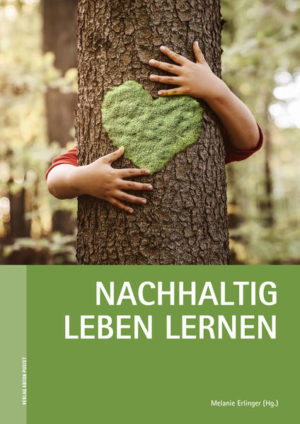 Honighäuschen (Bonn) - Auch der kleinste Beitrag hilft! Der Klimawandel wird von uns Menschen verursacht und kann nur durch einen nachhaltigen Lebensstil gestoppt werden. Die 69. Internationale Pädagogische Werktagung thematisiert, was in Pädagogik und Bildung getan werden kann, um Nachhaltigkeit konkret umzusetzen. In diesem Buch von Melanie Erlinger stehen die Ermöglichung von Bildung für nachhaltige Entwicklung im Kindergarten, Nachhaltigkeit als Konflikt in sozialpädagogischen Settings, das Verstehen des Klimawandels, sowie Suffizienz als Schlüssel zur Nachhaltigkeit im Fokus. Diesen Themen widmen sich die folgenden namhaften Referent*innen in ihren Beiträgen: Barbara Benoist-Kosler, MA (Pädagogische Hochschule Tirol) em. Univ.-Prof. Dr. Lothar Böhnisch (Dresden) Mag. Andreas Jäger (Wien) Univ.-Prof. Dr. Michael Rosenberger (Katholische Privat-Universität Linz) Nachwort von Univ.-Prof. Dr. Anton A. Bucher (Salzburg) - Fachbeiträge zu den Themen Kindheit, Jugend, Entwicklung, Pädagogik und Psychologie - Schwerpunkte: Elementarpädagogik, Sozialpädagogik, Meteorologie, und Moraltheologie