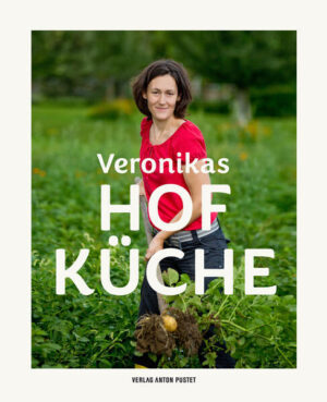 Einfache und schnörkellose Gerichte mit heimischen Zutaten Frisch, saisonal, regional, nachhaltig - diese Begriffe sind für Veronika Brudl seit jeher die unverzichtbare Basis ihrer persönlichen Hofküche. Und viele der Zutaten für ihre Gerichte stammen aus dem eigenen Küchengarten am heimischen Hof in Lochen im oberösterreichischen Innviertel. Natürlich in Bio Qualität! Ihre Hofküche funktioniert auch bestens in jedem Privathaushalt: Nichts wird verschwendet. Rezepte werden saisonal angepasst, je nachdem, was gerade frisch verfügbar ist. Dazu gibt es Tipps zur gelingenden Vorratshaltung. Die Seminarbäuerin und Foodbloggerin präsentiert unkomplizierte Familienküche für jeden Tag - von der Radieschensuppe über den Rindfleisch Gemüse-Eintopf bis zu Zerquetschten Erdäpfeln und »Affen«, von pikanten bis süßen Köstlichkeiten, von althergebrachten Rezepten bis hin zu modernen Gerichten mit leicht erhältlichen Produkten aus der Region, die sich je nach Saison und Verfügbarkeit ohne Weiteres austauschen lassen, damit die Gerichte das ganze Jahr über mit heimischen Zutaten zubereitet werden können. - Über 100 abwechslungsreiche Rezepte für Vor-, Haupt- und Nachspeisen - Sinnvolle Tipps zu Resteverwertung, Vorratsküche und der richtigen Essensvorbereitung - Das moderne Bäuerinnen-Kochbuch - Register österreichisch / deutsch