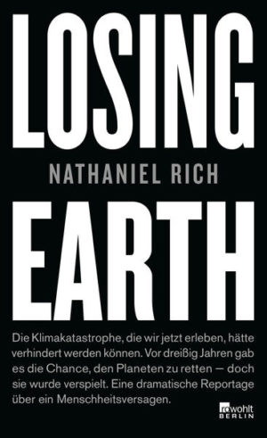 Honighäuschen (Bonn) - Die Klimakatastrophe, die wir jetzt erleben, hätte verhindert werden können. Vor dreißig Jahren gab es die Chance, den Planeten zu retten  doch sie wurde verspielt. Nathaniel Rich schildert in dieser dramatischen Reportage, wie es zu diesem wahrhaft globalen Versagen kam. Wir folgen einer Gruppe von Wissenschaftlern, Aktivisten und Politikberatern rund um den Umweltlobbyisten Rafe Pomerance und den Nasa-Forscher James Hansen, die Ende der siebziger Jahre erstmals erkennen, dass sich die Erderwärmung desaströs beschleunigt, aber auch, was dagegen zu tun ist  beinahe alles, was wir heute darüber wissen, stammt aus dieser Zeit. Rich schildert ein Jahrzehnt erbitterter Kämpfe um Öffentlichkeit, Anerkennung, politische Maßnahmen  und wie diese 1989, kurz vor dem Durchbruch, tragisch scheitern. Eine historische Reportage, die aktueller nicht sein könnte: Wir bekommen in den kommenden Jahren das zu spüren, was vor drei Jahrzehnten versäumt wurde  so wie unser gegenwärtiges Scheitern das Schicksal des Planeten in naher Zukunft besiegelt. Die Erde in ihrer heutigen Gestalt ist bereits verloren, sie wurde damals verloren  und so erzählt Rich hier die Geschichte eines beispiellosen Menschheitsversagens.