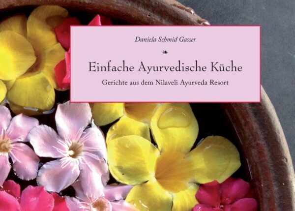 Vier Wochen Panchakarma und damit auch dreimal täglich in den Genuss der phantastischen Küche des Nilaveli Ayurveda Resorts zu kommen, bestätigte was der Volksmund sagt: "Essen macht glücklich!". Der Blick über Parameswaris Schulter, der Köchin des Resorts, zeigte zudem, dass Ayurvedisch kochen nicht immer aufwendig und kompliziert sein muss! Essen das glücklich macht und einfach zu kochen ist, das wollte ich unbedingt in meinen europäischen Alltag mitnehmen. Die Idee zu diesem Kochbuch war geboren. "Einfache Ayurvedische Küche" ist erhältlich im Online-Buchshop Honighäuschen.