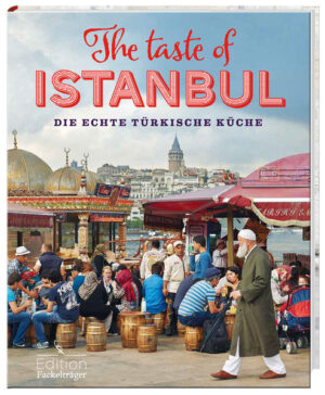 DER kulinarische Hotspot: Istanbul • 80 Rezepte von klassisch bis modern, von tradiditionell bis außergewöhnlich • Mit brillanten Foodfotos und vielen authentischen Bildern von Land und Leuten • Eine kulinarische Reise durch die türkische Küche Beim Überqueren der Galatabrücke fällt der Blick schon auf die schwankenden Boote. Je näher sie rücken, desto intensiver wird der köstliche Duft nach frisch gegrilltem Fisch. Istanbul ist eine Stadt der Gegensätze, doch in Sachen Essen sind sich alle einig: einfach großartig. Frische Fischbrötchen am Bosporus, einen Okraeintopf in einer kleinen Lokanta oder liebevoll zubereitete Mantı in einem kleinen Restaurant. In diesem Buch sind die 80 besten Rezepte der Türkei vereint, von typischem Street-Food bis hin zu traditionellen Eintöpfen und Süßigkeiten.