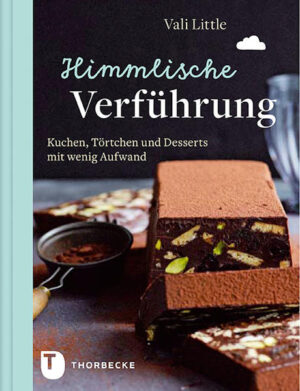 Wer liebt es nicht, köstliche Kuchen und Desserts zu genießen? Für viele ist das Dessert sogar der Höhepunkt jeder Mahlzeit. Lassen Sie mit dem passenden Nachtisch oder Kuchen jede Einladung zu einem unvergesslichen Erlebnis werden und verwöhnen Sie Familie und Freunde mit besonderen Köstlichkeiten. Wie wäre es also mit einer Dattel-Tarte mit Toffeesoße, einem Schokoladentörtchen mit flüssigem Kern, einem Apfel-Maracuja- Crumble oder einer Zimt-Panna-Cotta mit langsam gerösteten Birnen? Lassen Sie sich von diesen himmlischen Kuchen und Desserts verführen!