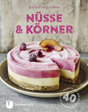 Nüsse sind wahre Powerpakete: Sie enthalten viele gesunde Inhaltsstoffe wie Antioxidantien, Magnesium, Folsäure, Omega-3-Fettsäuren sowie Proteine, sie schützen unser Herz-Kreislauf-System - und vor allem: Sie schmecken köstlich! Nüsse und Körner sind daher die perfekte Ergänzung in vielen süßen und herzhaften Gerichten: von der Smoothie-Bowl mit Cashewkernen zum Frühstück über eine sättigende Rote-Bete-Ziegenkäsetarte mit Pinienkernen, Halloumi-Mandel-Tacos oder Chicoréesalat mit Kurkuma-Walnüssen bis hin zu leckeren Desserts wie der Aprikosen-Mandel-Tarte mit Pistazien oder dem Bananen-Beeren-Parfait mit Leinsamen. Die kulinarischen Verführungen sind vielfältig und grenzenlos. Des Weiteren gibt es in diesem Kochbuch viele laktosefreie Rezepte mit selbst gemachter Nussmilch oder Nussbutter.