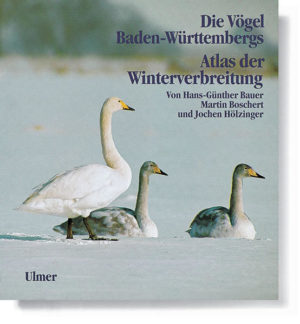 Honighäuschen (Bonn) - Dieses Buch, das im Rahmen des Artenschutzprogramms Baden-Württemberg erscheint, hat als vorrangiges Ziel, die Verbreitung, die Häufigkeit und die Verteilung der Arten auf die verschiedenen Lebensräume für die Vogelarten darzustellen, die bei uns überwintern. Erstmalig werden hier für alle 217 Vogelarten, die in Baden-Württemberg als Wintergäste nachgewiesen sind, die Verbreitung quantitativ in Verbreitungskarten zusammengefaßt und der Winterbestand insgesamt zahlenmäßig erfaßt. Mit diesem Atlasband werden erstmals für ein großes Land die Verbreitung der Vogelarten quantitativ dargestellt. Der Textteil umfaßt darüber hinaus Aussagen über den Status des Vorkommens, die Biotopnutzungen und die Zugbewegungen während der kalten Jahreszeit. Der Wintervogelatlas bietet dadurch Grundlagen für die wissenschaftliche Vogelkunde und für die Naturschutzarbeit. Für den wissenschaftlichen Bereich bilden die Verbreitungskarten und die zahlreichen Analysen Grundlagen zu weiteren detaillierten Studien. Gerade hierfür werden die quantitativen Angaben nützlich sein. Für die Naturschutzarbeiten bringt die Analyse der Biotopkartierungen einen Beitrag zur Kenntnis der Nutzung verschiedener Biotope und Elemente der Kulturlandschaft durch Vögel. Das Buch stellt damit einerseits eine wichtige Grundlage für die Naturschutzarbeit dar und läßt andererseits eine Bewertung der Bedeutung verschiedener Landschaftselemente im Jahreslauf durch die Avifauna zu.