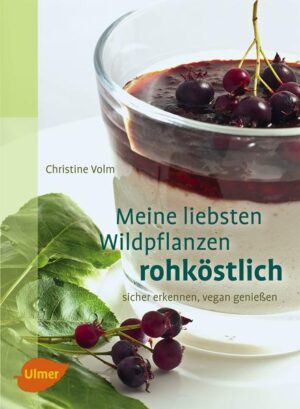 In diesem Buch erfahren Sie, wie Sie Wildpflanzen finden, kennenlernen und rohköstlich genießen. Viele Ernte-Tipps für die Wildkräuter und Rohkost-Rezepte begleiten Sie durch das ganze Jahr: Die Ernährungsberaterin Dr. Christine Volm stellt über 40 essbare Wildpflanzen und Superfoods und ihren speziellen gesundheitlichen Nutzen vor. Sie zeigt, wo sie zu finden sind, welche Merkmale die Pflanze unverwechselbar machen und wie sie vegan und rohköstlich in der Küche verwendet werden können. Zudem wird genau erklärt, wie man die wertvollen Nahrungsmittel auf nachhaltige Weise erntet und dosiert. Meine liebsten Wildpflanzen - rohköstlich. sicher erkennen, vegan genießen.