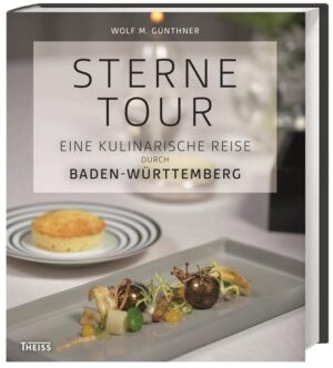 Der kulinarische Reichtum Baden-Württembergs ist messbar. Zwischen Main und Bodensee gibt es eine Dichte an vom Guide Michelin ausgezeichneten Restaurants wie sonst nur noch in Frankreich. Sie beeinflussen das savoir vivre im Ländle, und auch regionale Produkte haben wieder Einzug in die besten Küchen gefunden. Die maîtres cuisiniers verbergen sich nicht mehr in ihren Küchen - längst sind sie selbst zu Stars geworden. Lesen Sie in spannenden Porträts, wie Spitzenköche wie Harald Wohlfahrt, Clauss-Peter Lumpp oder Martin Herrmann zu ihrem Beruf gekommen sind und was sie täglich antreibt, Höchstleistungen zu vollbringen. Besuchen Sie die Topadressen im Südwesten wie die Schwarzwaldstube in Baiersbronn, das Restaurant Amador in Mannheim oder auch das Ophelia in Konstanz. Ergänzt wird der hochwertige und opulent bebilderte Band durch Rezepte der Sterneköche - für jeden zum Nachkochen geeignet.