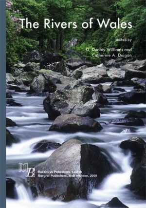 Honighäuschen (Bonn) - Situated on the western margin of Europe, Wales has been moulded by the erosional and depositional power of its fresh waters by virtue of high rainfall interacting with extensive regions of bedrock and post- Ice Age glacial debris. The result is a still evolving landscape rich in upland bogs, springs, mountain streams and lakes, rivers running through deeply eroded valleys, and large, lowland rivers meandering across wide floodplains into estuaries and the sea - as Professor Brian Moss says in his preface to the book: When it comes to freshwaters, the Celts have the best of it. Subsequent chapters bring together, for the first time, the combined expertise of a group of scientists whose intimate and collective knowledge of the Welsh aquatic landscape is unparalleled. The authors begin by describing the knowledge base of these important habitats, emphasising the structure and role of their plant, animal, and microbial communities. Upon this are built chapters that review the pioneering role of Welsh river studies in the development of running water science and, very poignantly, assess the high degree of human alteration of the principalitys riverine ecosystems. These are followed by chapters that discuss the need for further scientific study, management, conservation, restoration and education so that future impacts on Welsh waters may be understood and minimised. Throughout the book flows the underlying theme that there has been and always will be a close link between water resources and the development of Welsh society. The book is data-rich, very well illustrated, and contains a bibliography of over 1,100 references to the scientific literature.