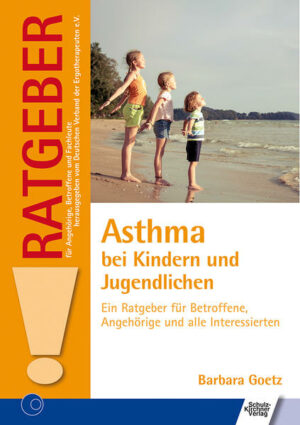 Honighäuschen (Bonn) - Asthma bronchiale ist die häufigste chronische Erkrankung im Kindes- und Jugendalter. Asthma tritt anfallartig auf, es gibt Phasen stärkerer und schwächerer Symptome, aber auch Zeiten ohne Asthmaanzeichen. Selten liegen dauerhafte Beschwerden vor. Eine optimale Kontrolle der Symptome ist die Voraussetzung dafür, den Kindern und allen Beteiligten einen unbeschwerten Alltag sowie größtmögliche Lebensqualität zu bieten. In den meisten Fällen ist Asthma heute gut behandelbar. Neben der medikamentösen Therapie gibt es eine Reihe von Maßnahmen, mit denen Eltern und mit fortschreitendem Alter auch das asthmakranke Kind auf den Verlauf der Erkrankung positiv einwirken können. Neben Wissenswertem zur Diagnostik finden Sie Informationen: - zur Behandlung von Asthma - zum Selbstmanagement - zum Alltag mit Asthma Gerade Kinder und Eltern, die neu mit der Erkrankung konfrontiert sind, erhalten hier wertvolle Informationen verständlich dargestellt. Aber auch erfahrene Familien sowie andere Interessierte profitieren von dem kompakten Wissen und können ihr medizinisches und praktisches Know-how in puncto Asthma auffrischen und erweitern.