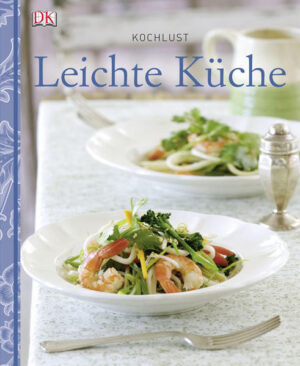 Die junge Kochbuchreihe zum Sammeln, die wirklich Lust aufs Kochen macht: In "Kochlust" machen klare Anleitungen und Step-by-Step-Fotos zu jedem Rezept das Kochen zum Kinderspiel. Die abwechslungsreichen Gerichte reichen vom beliebten Klassiker bis zu spannenden neuen Rezeptideen und begeistern Kochanfänger genauso wie geübte Hobbyköche. Der Band Leichte Küche ist der perfekte Begleiter für alle, die gesund und leicht kochen, auf das volle Geschmackserlebnis aber nicht verzichten wollen. Die rund 160 internationalen Rezepte lassen sich leicht nachvollziehen und bringen Frische und Abwechslung auf den Tisch.