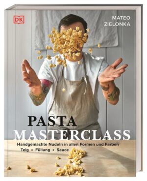 Das einzige Pasta-Kochbuch, das man braucht! 30 Nudelsorten - gerollt, gefüllt oder eingefärbt - werden in anschaulichen Schritt-für-Schritt-Anleitungen hergestellt und finden in 40 fantastischen Rezepten den perfekten Saucen-Partner. Angelehnt an seine bekannten Video-Tutorials zeigt „The Pasta Man“ Mateo Zielonka, wie seine einzigartigen Pasta-Kreationen und bunten Nudelteige ganz einfach zu Hause nachgemacht werden können. Das ultimative Buch für alle, die nicht genug von Pasta bekommen können. Willkommen im Pasta-Himmel: - Die ultimative Pasta Masterclass mit raffinierten Nudelteigen, Formen, Füllungen und Saucen von Instagram-Kultkoch Mateo Zielonka aka „The Pasta Man“. - Mit 30 Nudelsorten und 40 Rezepten für passende Füllungen & Saucen ist dieses Kochbuch unverzichtbar für alle, die in der eigenen Küche italienische Pastakultur zelebrieren möchten - Rollen, Färben oder Füllen: mit den richtigen Skills Schritt für Schritt zu fertigen Nudeln wie Tagliatelle, Busiate oder gefüllten Anolini. - Egal ob vegetarisch, mit Fleisch oder Meeresfrüchten - hier schwelgen Pasta-Liebhaber*innen garantiert im siebten Pasta-Himmel Pasta-Herstellung Schritt für Schritt erklärt Von Fettuccine über Pici bis zu Rigatoni erklärt Mateo mit Hilfe von klaren Bildern und Anleitungs-Videos, die per QR-Code abgerufen werden können, wie seine köstlichen Nudel-Kreationen entstehen. Anschließend verrät er leckere und kreative Rezepte für Füllungen und Saucen, die perfekt zur jeweiligen Pastasorte passen. Egal ob Pappardelle mit Entenragù, Spizzulus mit Tomaten-Butter-Sauce oder doppelt gefüllte Ravioli mit Rote Bete und Ricotta - hier kommen Nudel-Fans voll auf ihre Kosten. Pasta e basta! Das Pasta-Kochbuch von „The Pasta Man“ Mateo Zielonka - mit 30 Nudelsorten und 40 Rezepten für Fans und Foodies der italienischen Küche.