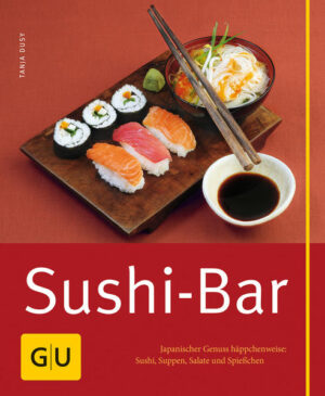 Nigiri, Futo- und Hosomaki oder gar Yakitori? Wer hier nur Bahnhof versteht, sollte in Sushi-Bar aus der GU-Hardcoverreihe Einfach clever schauen - denn darin wird vollständig auf umständliches Küchen-Japanisch verzichtet. Vielmehr wird gezeigt, wie sich Sushi zu Hause ganz einfach zubereiten lassen. Mit anschaulichen Anleitungen für Fischzuschnitte und profimäßiger Rolltechnik gelingen nicht nur alle Klassiker, sondern auch die vielen neuen Kreationen. Dann bleibt nur noch die Wahl, ob mit Fisch, mal mit Fleisch oder vegetarisch, ob Sushi mit 5-Gewürz-Ente, scharfem Thunfischtatar oder Paprika-Omelette. Und wer mal keine Lust auf (nur) Reisröllchen hat, wählt einen der anderen leckeren Asia-Snacks, die die Sushi-Bar zu bieten hat: von japanischen Nudelsuppen über leckere Yakitori-Spießchen bis hin zu Chinakohlröllchen mit Tofufüllung. So lautet das einzige japanische Wort, das man noch lernen muss "Itadaki masu" - ganz einfach: Guten Appetit.