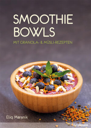 Smoothie Bowls sind zurzeit buchstäblich in aller Munde. Die cremigere Variante der beliebten Smoothies kann aus der Schüssel (Bowl) gelöffelt werden und ist als gesundes Powerfrühstück der perfekte Start in den Tag. Aber auch als Pausensnack für die Arbeit oder als süße Nachspeise sind sie dank ihrer Fülle an Vitaminen, Antioxidantien, Ballast- und Mineralstoffen ideal. Obst und Gemüse dienen als Grundlage der Bowls, doch was für den Kuchen das Sahnehäubchen, ist für die Smoothie Bowl das Topping: Nüsse, Chiasamen und andere Superfoods - der Kreativität sind keine Grenzen gesetzt und Eliq Maranik bietet viele Anregungen, die Smoothie Bowls geschmacklich und optisch abzurunden. Wichtige Hintergrundinformationen zu den einzelnen Zutaten und deren gesundheitsfördernden Wirkung ergänzen die zahlreichen Rezepte. Alle im Buch enthaltenen Smoothie Bowls sind zudem frei von Milchprodukten, Gluten und raffnierten Zucker und sowohl für Vegetarier als auch für Veganer geeignet.