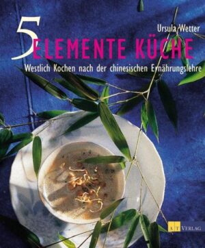 Nach der 5-Elemente-Ernährung hat jedes Lebensmittel eine bestimmte Energetik, das heisst eine bestimmte Temperatur, einen bestimmten Geschmack und eine bestimmte Wirkungsrichtung. Das Ziel einer gesunden und gesund erhaltenden Ernährung ist, durch die richtige Wahl und Zubereitung der Gerichte ein harmonisches Gleichgewicht zu schaffen. Das Buch erklärt ausführliche die Grundlagen der 5-Elemente-Ernährung und zeigt in 60 attraktiven, leicht nachkochbaren Rezepten, wie sich diese in der westlichen Küche umsetzen lässt. Mit detaillierten Informationen zur Wirkung des ganzen Gerichts und zu einzelnen Zutaten und mit umfangreichen Tabellen zum Nachschlagen. Ein Grundlagen- und Kochbuch zur 5-Elemente-Ernährung.