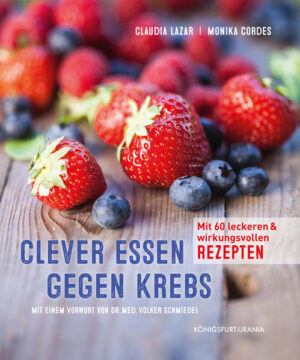 Dreimal täglich essen wir - manchmal öfter - und nehmen mit unserer Nahrung Inhaltsstoffe auf, die im Körper erheblichen Einfluss auf die Entstehung oder das Absterben von Krebszellen haben. Jeden Tag. Kein Wunder also, dass wir mit unserer Ernährung diese Vorgänge entscheidend beeinflussen können. Doch was genau tun die Inhaltsstoffe? Sie unterstützen zum Beispiel die Leber bei ihrer Funktion der Entgiftung. Oder stärken das Immunsystem. Oder helfen dem Darm, giftige Stoffe schnell hinaus zu schleusen. Wenn wir uns also „richtig“ ernähren, können wir vorbeugen, die Heilung unterstützen, negative Folgen von Krebstherapien mildern oder den ausgezehrten Körper wieder aufbauen. Dieser Ratgeber führt detailliert auf, welche Lebensmittel gegen Krebs wirken. Er ermutigt dazu, die vielen Möglichkeiten zu nutzen und zeigt, wie einfach das sein kann. Dazu gibt es Vorschläge, was man immer im Haus haben sollte, eine Liste für schnelle Naschereien zwischendurch sowie eine Tabelle, in der Sie regelmäßig eintragen können, was Sie schon „abgehakt“ haben und sehen, was noch „fehlt“. Außerdem über 50 superleckere, alltagstaugliche Rezepte, in der die erhöhte positive Wirkung über Synergien von einzelnen Lebensmitteln voll zur Wirkung kommen.