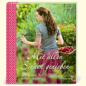 Dieses Geschenkbuch ist eine einzige Einladung auf die Sonnenseite des Lebens. Mit wunderschönen Fotos, stimmungsvollen Texten, originellen Dekotipps und ausgewählten Rezepten inspiriert es dazu, die oft verborgene Schönheit einer ursprünglichen, naturnahen Lebensweise zu entdecken und ihre einfachen Freuden und kleinen Wunder mit allen Sinnen zu genießen. So verführt das Buch dazu, Körper und Seele gleichermaßen zu verwöhnen.