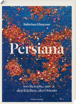 Mit Persiana öffnet sich eine Welt wie aus Tausendundeiner Nacht  voller Düfte, Aromen und intensiver Geschmäcker. Sabrina Ghayour nimmt den Leser mit auf eine kulinarische Entdeckungsreise und präsentiert 100 Rezepte, inspiriert von der persischen, türkischen und arabischen Küche. So entstehen unkomplizierte Gerichte, die nicht nur Liebhaber der orientalischen Küche verzaubern. "Persiana" ist erhältlich im Online-Buchshop Honighäuschen.