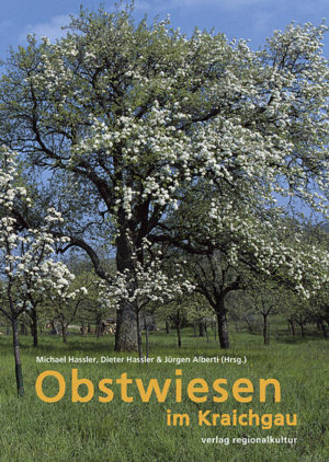 Honighäuschen (Bonn) - Obstwiesen prägen den Kraichgau: von der weißen Blütenfülle der Bäume im Frühjahr über die bunten Wiesen im Sommer bis zur Vielfalt der Obstsorten im Herbst. Während sie früher etwas völlig Alltägliches waren, gehören sie als Kultur- und Naturtradition unserer Heimat heute zu den wertvollsten Naturschätzen, die man mit erheblichem Aufwand erhalten, pflegen und schützen muss. Die Autoren unternehmen in ihrem farbenprächtigen Buch einen Streifzug durch die Jahrtausende alte Nutzungsgeschichte der Obstbäume und informieren anschaulich über die Vielfalt der Obstarten sowie deren Verarbeitung und Vermarktung. Die vielfältige Pflanzen- und Tierwelt vom Steinkauz bis zur Holzbiene wird in zahlreichen Bildern vorgestellt. Tipps für die eigene Pflege sowie elf ausführlich beschriebene und reizvolle Exkursionsrouten in der freien Natur runden das Buch ab.