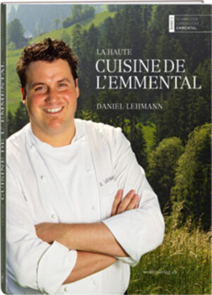 Landküche modern interpretiert. Der Emmentaler Daniel Lehmann, bekannt durch sein Hotel und Restaurant 'Moosegg' im Emmental, präsentiert in seinem professionellen Werk, dem zweiten Band der neuen Kochbuch-Serie Berner Landküche auf höchstem Niveau: 13 Mehrgangmenüs nach alter Tradition  modern interpretiert und mit dem nötigen Respekt und besten Produkten. Daniel Lehmann ist ein junger, begabter Spitzenkoch, der bereits viele Auszeichnungen und Medaillen für seine Landküche erhalten hat, so begeistert er seine Gäste, Leserinnen und Leser zugleich. "La haute cuisine de l'Emmental" ist erhältlich im Online-Buchshop Honighäuschen.