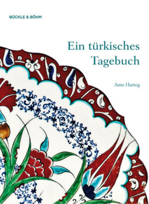 Wie kaum ein anderes Land hat sich die Türkei in den letzten Jahren rasant gewandelt. Sie ist zu einem der beliebtesten Reiseziele geworden und präsentiert sich heute in ihren Zentren als aufstrebende Wirtschaftsmacht. Angesichts der Geschichte und Größe des Landes und der Vielschichtigkeit des heutigen Lebens gibt es hier vieles zu erkunden. Arno Hartog kennt die Türkei jenseits aller Klischees. Seit Jahrzehnten hat er seinen zweiten Wohnsitz an der türkischen Ägäis und bereist regelmäßig dieses faszinierende Land. Dabei hat er sehr viel Spannendes