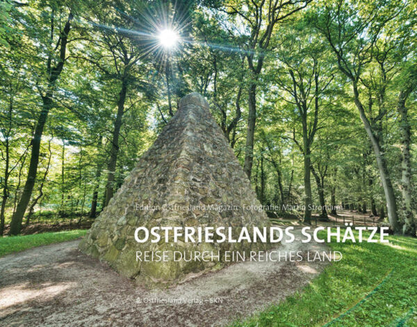 Es ist eine Reise durch ein reiches Land: reich an Natur und Kultur. Das sagenhafte Ostfriesland steckt voller Geschichte und Geschichten und birgt noch so manches Geheimnis. Ein Land wie aus dem Bilderbuch. Es ist eine geheimnisvolle und ursprüngliche Region. Die Klischees sind zu schön