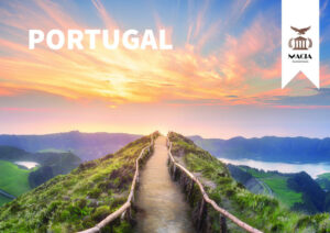 Finden Sie die versteckten Schönheiten Portugals in diesem beeindruckenden Bildband im A4-Querformat. Mit der weiten Küstenlinie am Atlantischen Ozean finden sich immer wunderschöne Küstenlandschaften