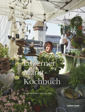 Nach dem stürmischen Erfolg des ersten Luzerner Markt-Kochbuches liegt hier ein zweiter, neuer Band vor. 65 weitere Rezepte sind zusammengekommen, beigesteuert von Marktfahrerfamilien, von ihren Kundinnen und Kunden und von der Gastronomie rund um den Markt. Wir haben die Gerichte nachgekocht, mit Sonnenlicht angereichert und fotografiert. Umrahmt wird der Rezeptteil von Bildern einer selbstbewussten Stadt, die sich an jedem Dienstag und Samstag in eines der schönsten Einkaufsparadiese der Welt verwandelt. Links und rechts der Reuss bummeln Hunderte von Luzernerinnen und Luzernern vom knusprigen Maisgipfeli zum sinnlichen Rosenstrauss und vom frischen Eglifang unter der Egg zu kunterbunten Peperoni, die vor den Stadttoren gewachsen sind. Die Produzentinnen und Produzenten büscheln Berge von frisch Geerntetem auf ihre Marktstände und winken bescheiden ab, wenn man von der enormen Arbeit spricht, die hinter jedem landwirtschaftlichen Betrieb steckt. Da will man lieber ein bisschen fachsimpeln, mit der Kundschaft plaudern und Rezepte austauschen. Dass die Schweizer Wochenmärkte florieren, zeigen unsere Markt-Kochbücher Zürich, Bellinzona, Bern, Solothurn und Chur. Nun schliesst sich der Kreis mit Luzern.