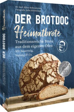 Das neue Brot-Backbuch von Dr. med. Björn Hollensteiner alias der Brotdoc. Das Motto: Brot backen wie früher: traditionell, ursprünglich und unverfälscht. Die Rezepte sind einfach verständlich erklärt und haben die gewohnte »Brotdoc-Gelinggarantie«. Wie im Vorgängerbuch »Der Brotdoc« wird mit diesem Buch Brot backen einfach. Der Fokus liegt dieses Mal auf Brote & Brötchen mit Sauerteig, also der naturbelassenen Brotkunst. Die enthaltenen Rezepte haben im deutschsprachigen Raum Tradition & Ursprung. Damit besinnt sich der Brotdoc auf die ursprüngliche Brotkunst und bringt (vielleicht) längst vergessenen oder sehnsüchtig vermissten Geschmack zurück auf den Tisch. "Der Brotdoc: Heimatbrote" ist erhältlich im Online-Buchshop Honighäuschen.