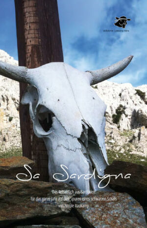 Ein Sardinien-Reiseführer für Individualisten - das ist »Sa Sardigna  Das Reisebuch aus Sardinien für das ganze Jahr auf den Spuren eines schwarzen Schafs«. Die auf Sardinien lebenden Autorin erzählt in dem Buch von ihren Reisen und Erlebnissen auf der Mittelmeerinsel - in allen Monaten des Jahres